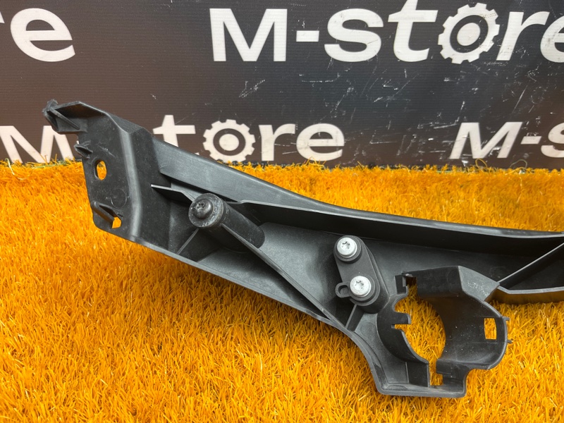 кронштейн фары, 2000 рублей, Красноярск