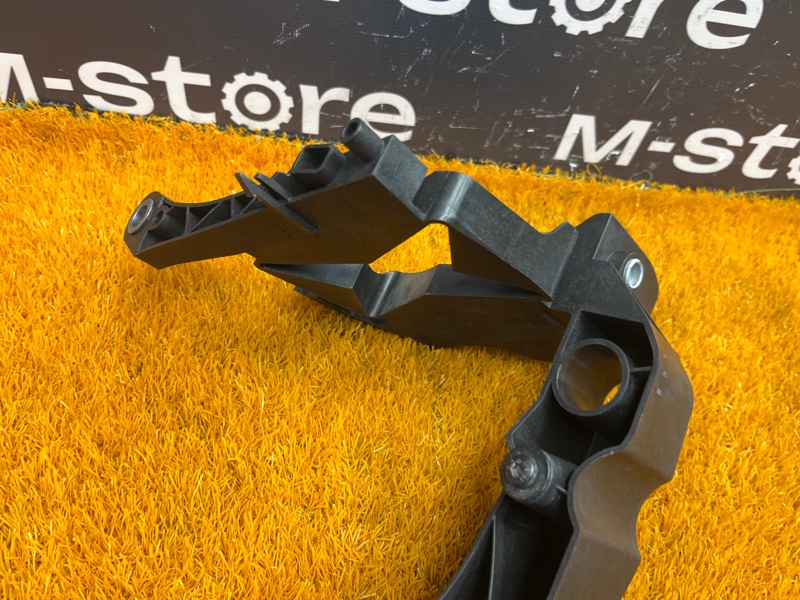 кронштейн фары, 2000 рублей, Красноярск