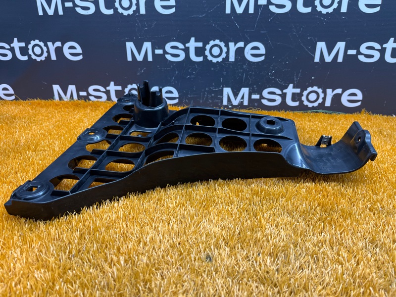 крепление бампера, 400 рублей, Красноярск