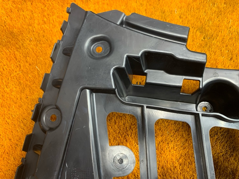 крепление бампера, 750 рублей, Красноярск