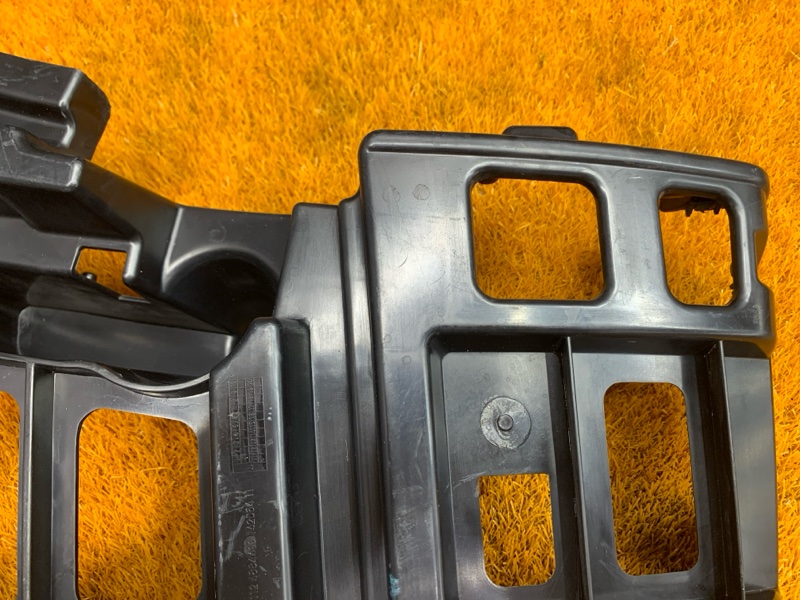 крепление бампера, 750 рублей, Красноярск