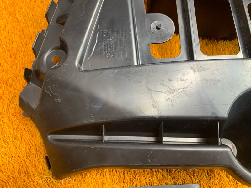 крепление бампера, 750 рублей, Красноярск