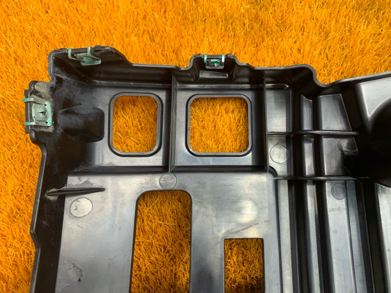 крепление бампера, 750 рублей, Красноярск