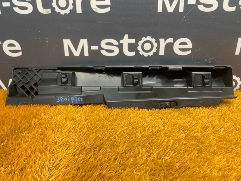 кронштейн порога, 420 рублей, Красноярск