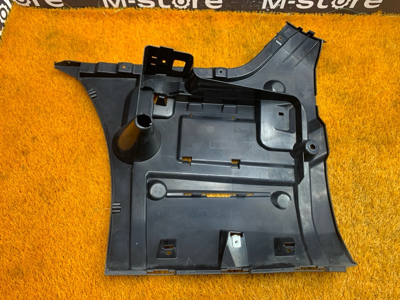 крепление бампера, 750 рублей, Красноярск