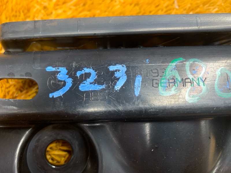 крепление бампера, 420 рублей, Красноярск