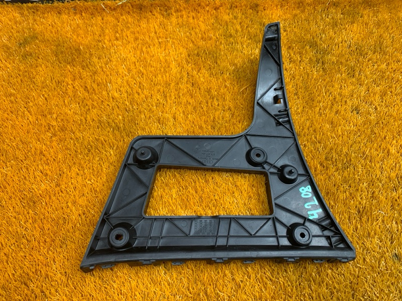 крепление бампера, 480 рублей, Красноярск