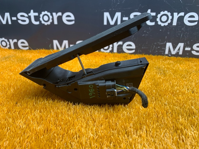 педаль газа, 4000 рублей, Красноярск