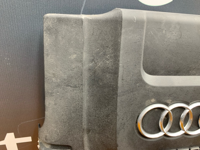 крышка двигателя, 2000 рублей, Красноярск