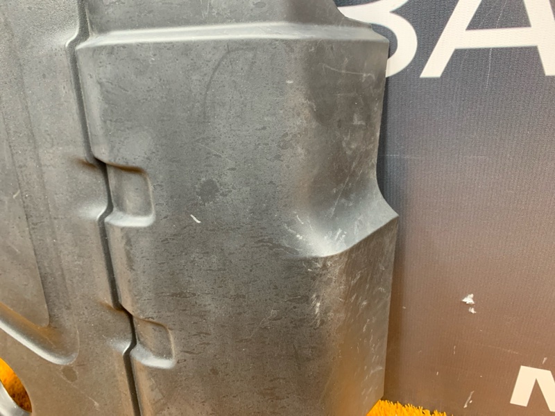 крышка двигателя, 2000 рублей, Красноярск