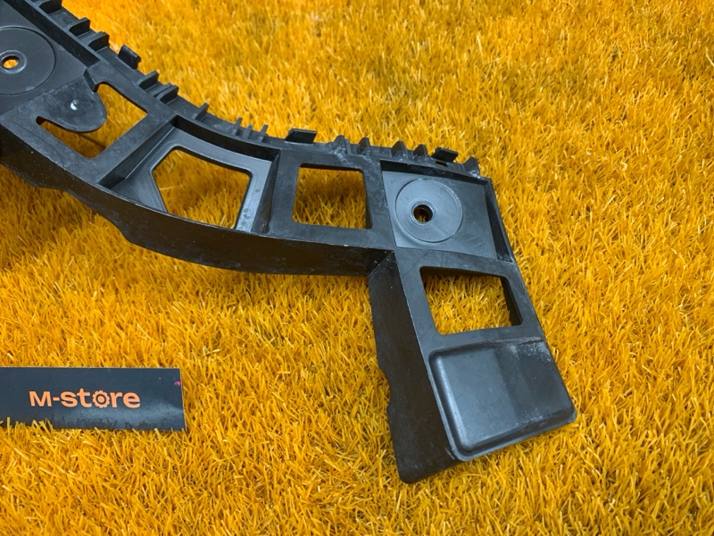 крепление бампера, 500 рублей, Красноярск