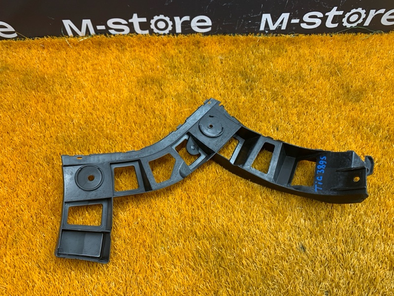 крепление бампера, 500 рублей, Красноярск