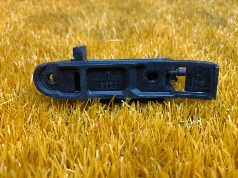 крепление бампера, 260 рублей, Красноярск