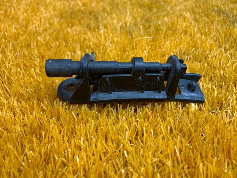 крепление бампера, 260 рублей, Красноярск