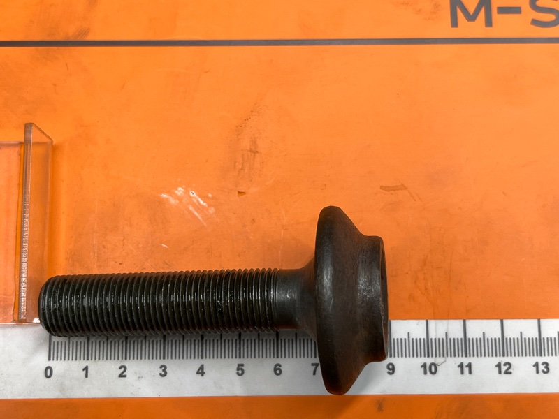 Болт привода, 200 рублей, Красноярск