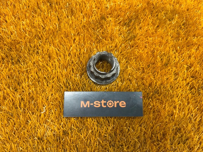 Гайка привода, 100 рублей, Красноярск