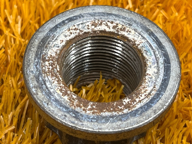 Гайка привода, 100 рублей, Красноярск