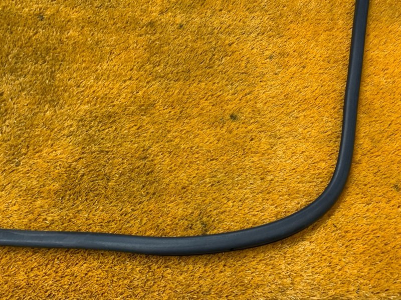 Уплотнитель капота, 750 рублей, Красноярск