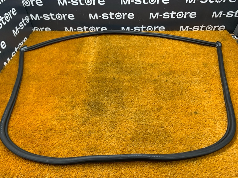 Уплотнитель капота, 750 рублей, Красноярск