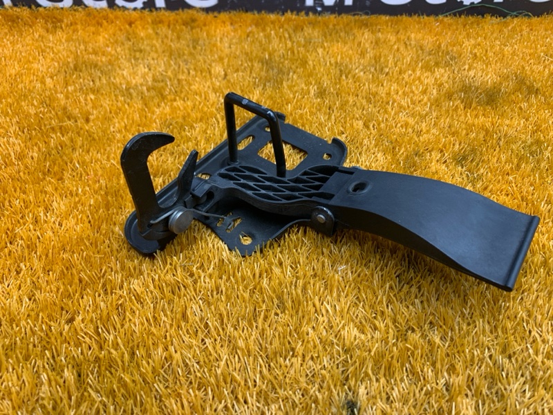 замок капота, 500 рублей, Красноярск