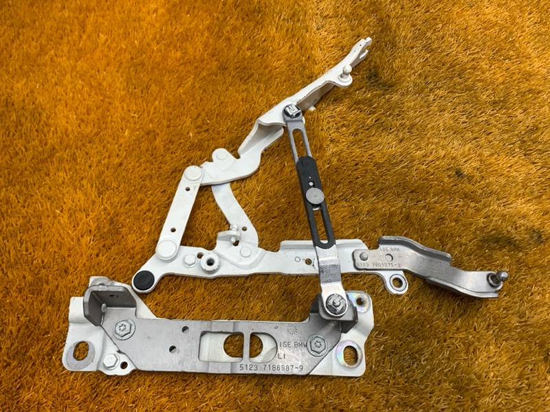 петля капота, 2000 рублей, Красноярск