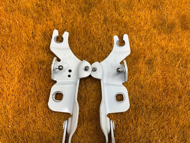 петля капота, 2500 рублей, Красноярск