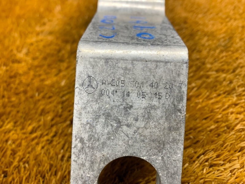 Кронштейн радиатора, 2460 рублей, Красноярск