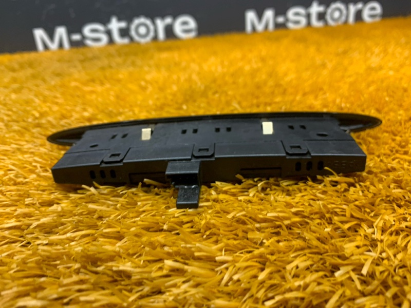 дисплей парктроников, 500 рублей, Красноярск