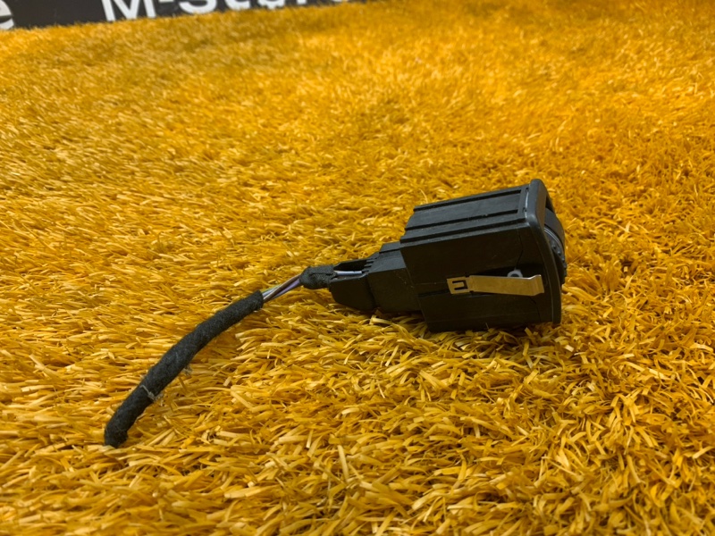 Кнопка освещения панели приборов, 400 рублей, Красноярск