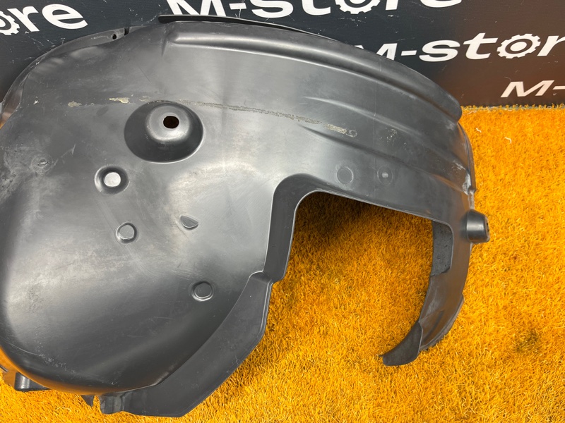 подкрылок, 300 рублей, Красноярск