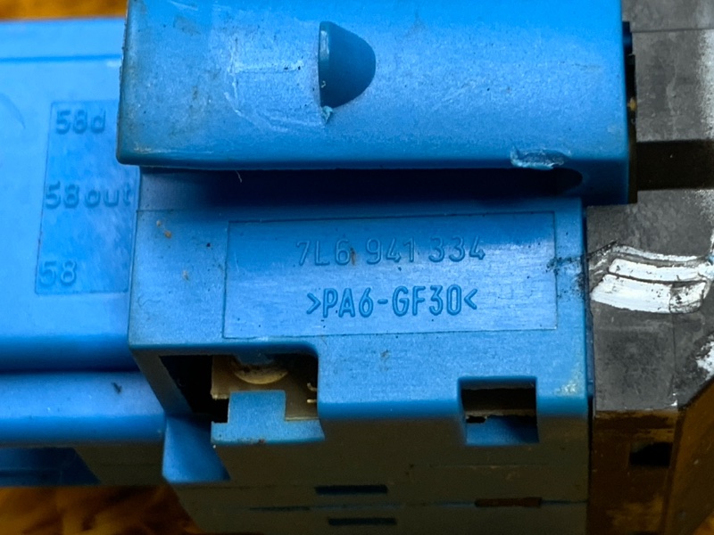 Кнопка освещения панели приборов, 200 рублей, Красноярск