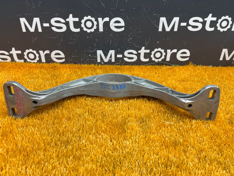 кронштейн, 400 рублей, Красноярск