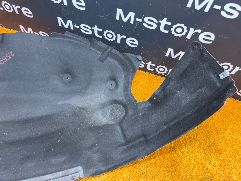 подкрылок, 1800 рублей, Красноярск