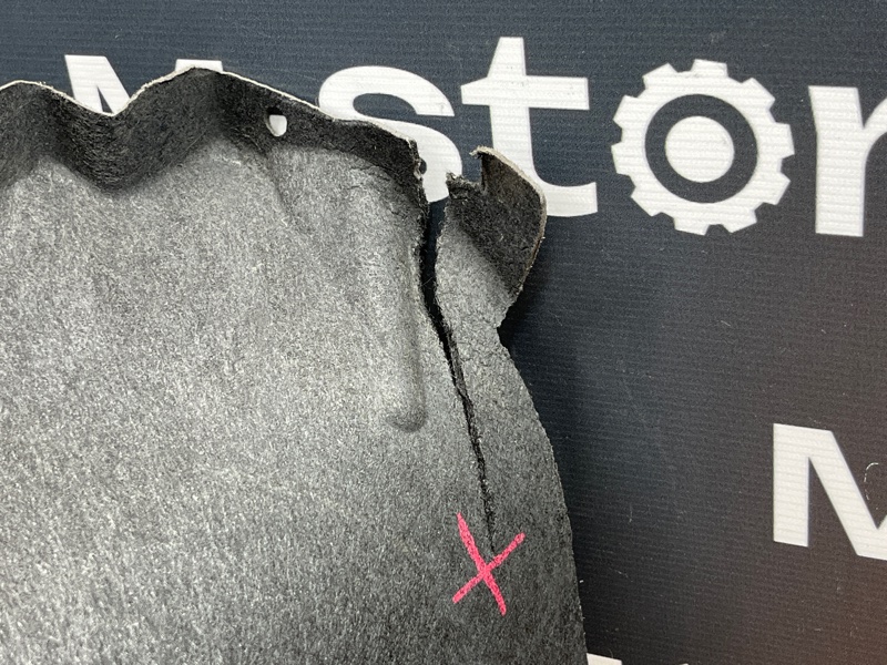 подкрылок, 900 рублей, Красноярск