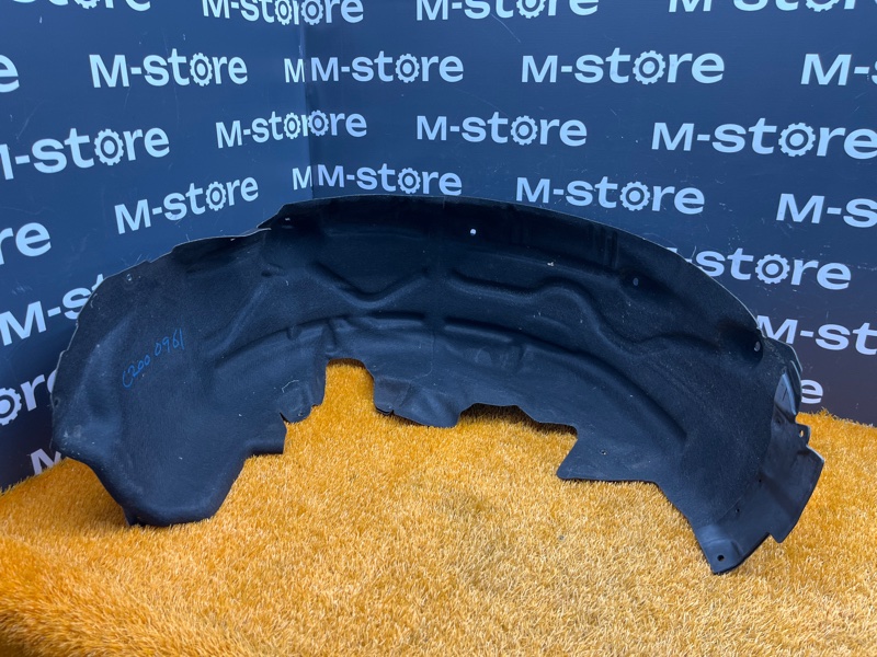 подкрылок, 2000 рублей, Красноярск