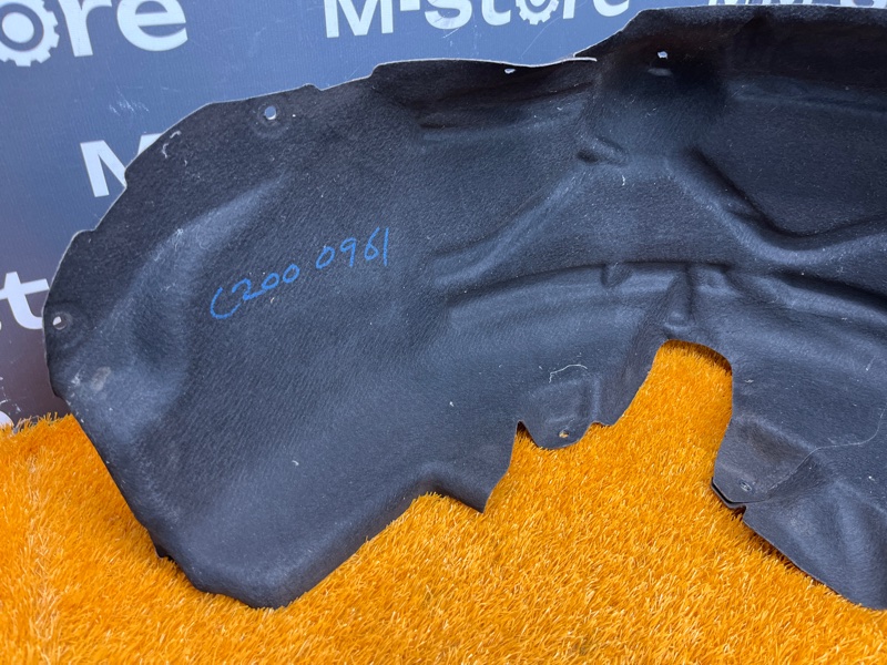 подкрылок, 2000 рублей, Красноярск