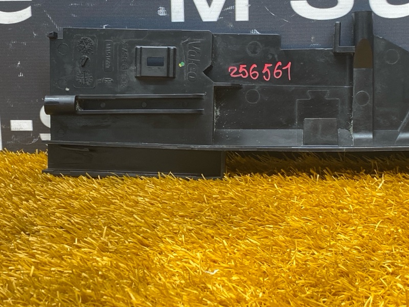 Кронштейн радиатора, 900 рублей, Красноярск