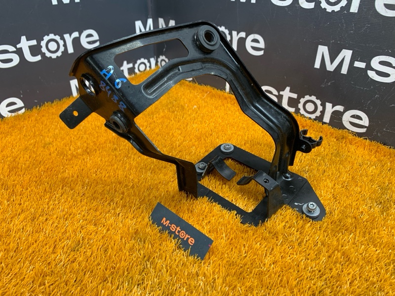 кронштейн, 790 рублей, Красноярск