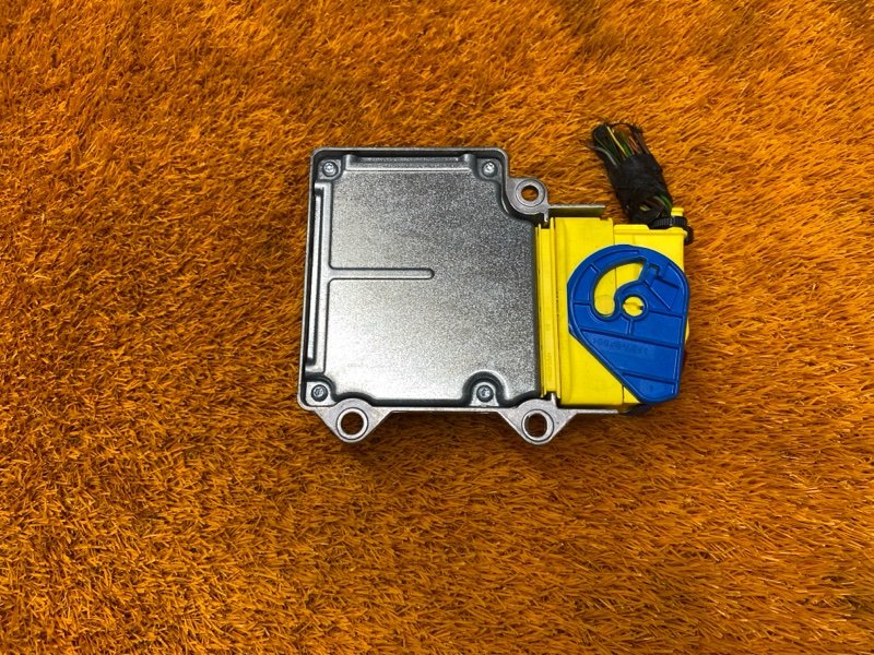 Блок управления Airbag, 500 рублей, Красноярск