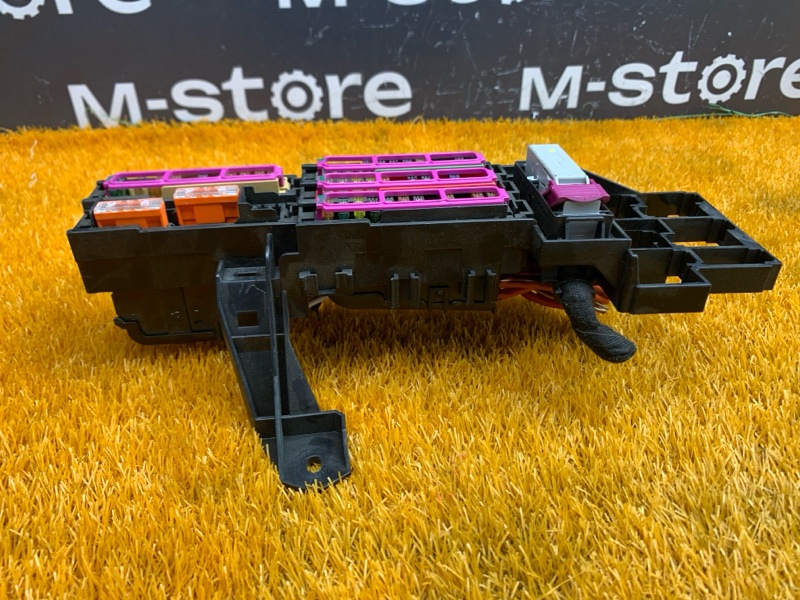 блок предохранителей, 2000 рублей, Красноярск