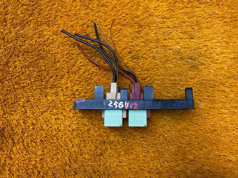 блок предохранителей, 500 рублей, Красноярск