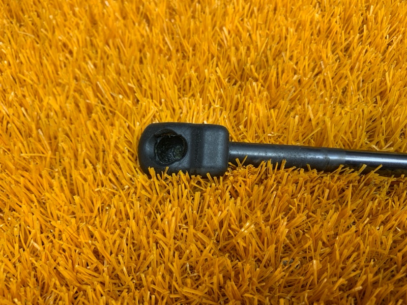 амортизатор капота, 2660 рублей, Красноярск