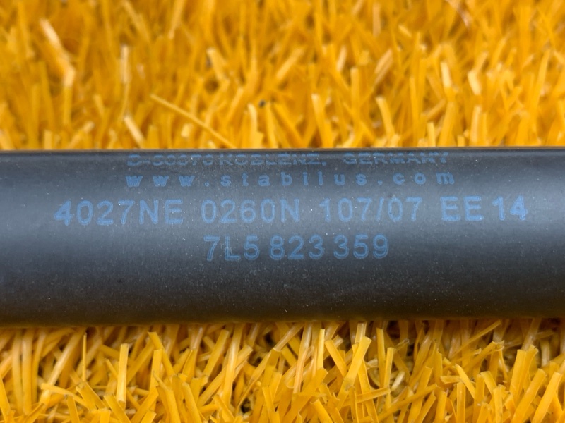 амортизатор капота, 500 рублей, Красноярск