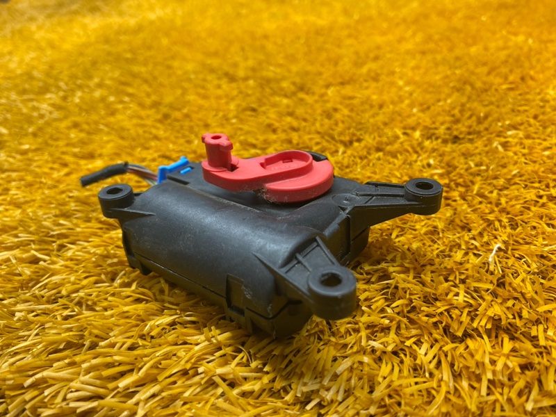 привод заслонки отопителя, 420 рублей, Красноярск