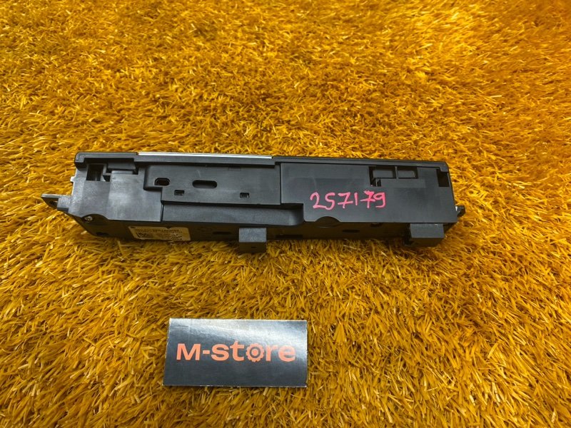 кнопка выбора режима АКПП, 1200 рублей, Красноярск