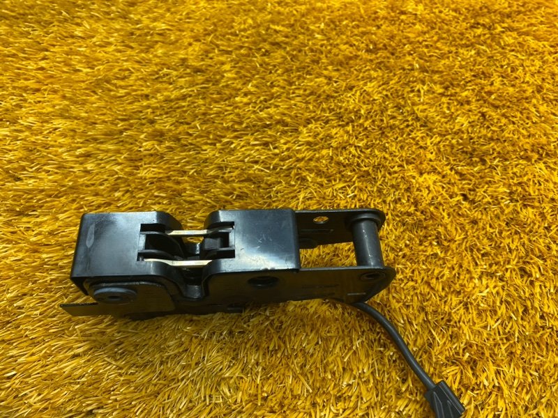 замок капота, 500 рублей, Красноярск