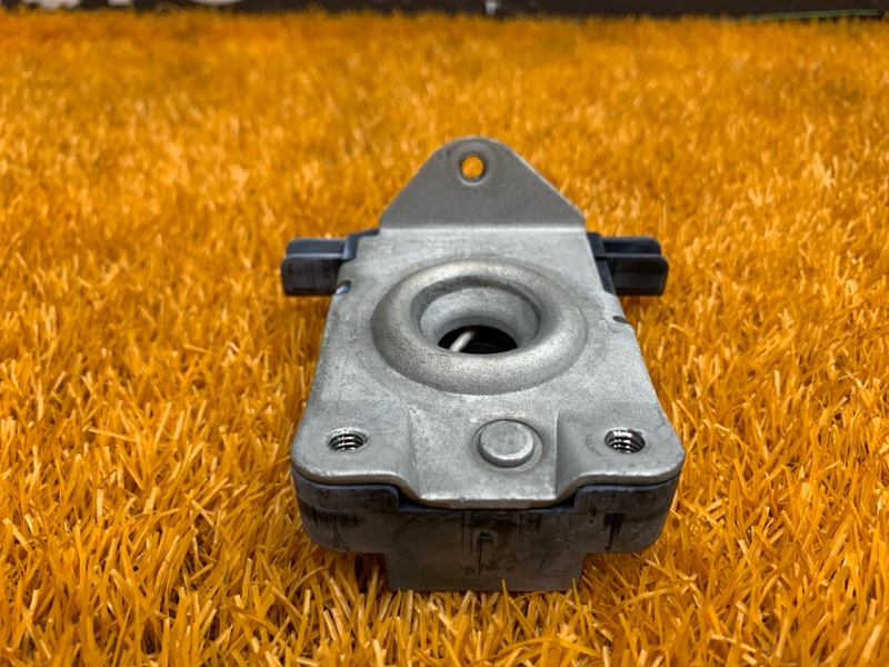 замок капота, 640 рублей, Красноярск