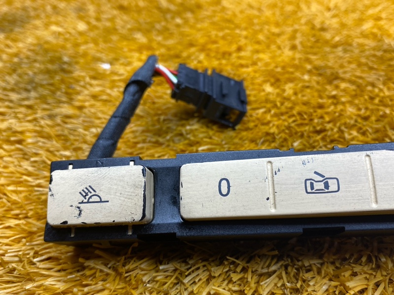 кнопки плафонного освещения, 260 рублей, Красноярск