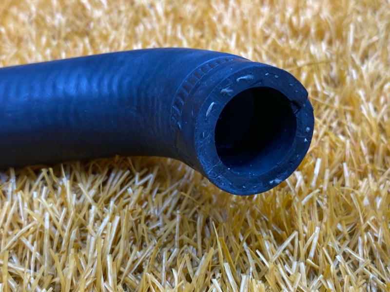 Патрубок системы охлаждения, 300 рублей, Красноярск