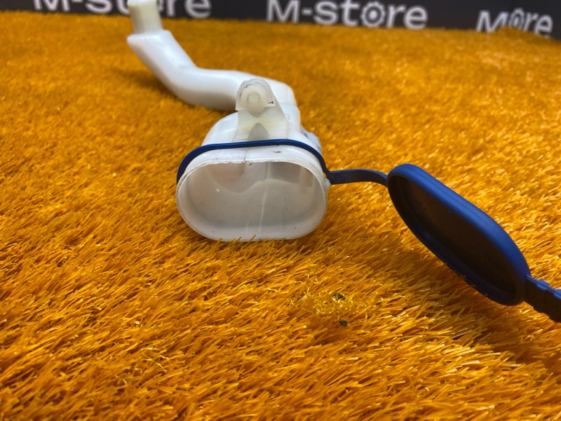 Горловина бачка омывателя, 400 рублей, Красноярск